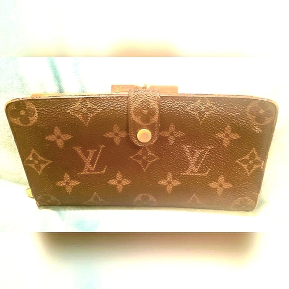 Lintage Louis Vuitton Long Kisslock Wallet - Picture 3 of 17